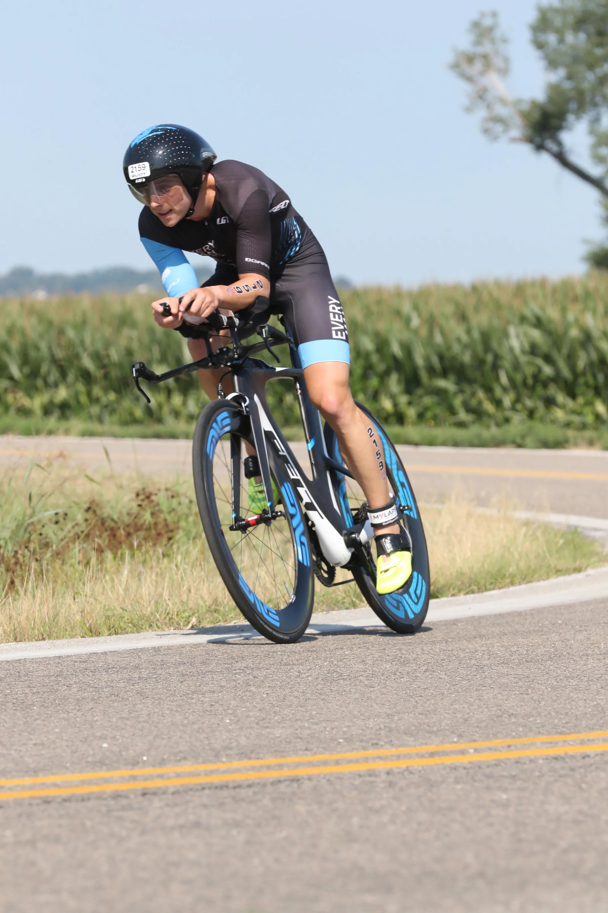 Those ENVE wheels though... 😍 