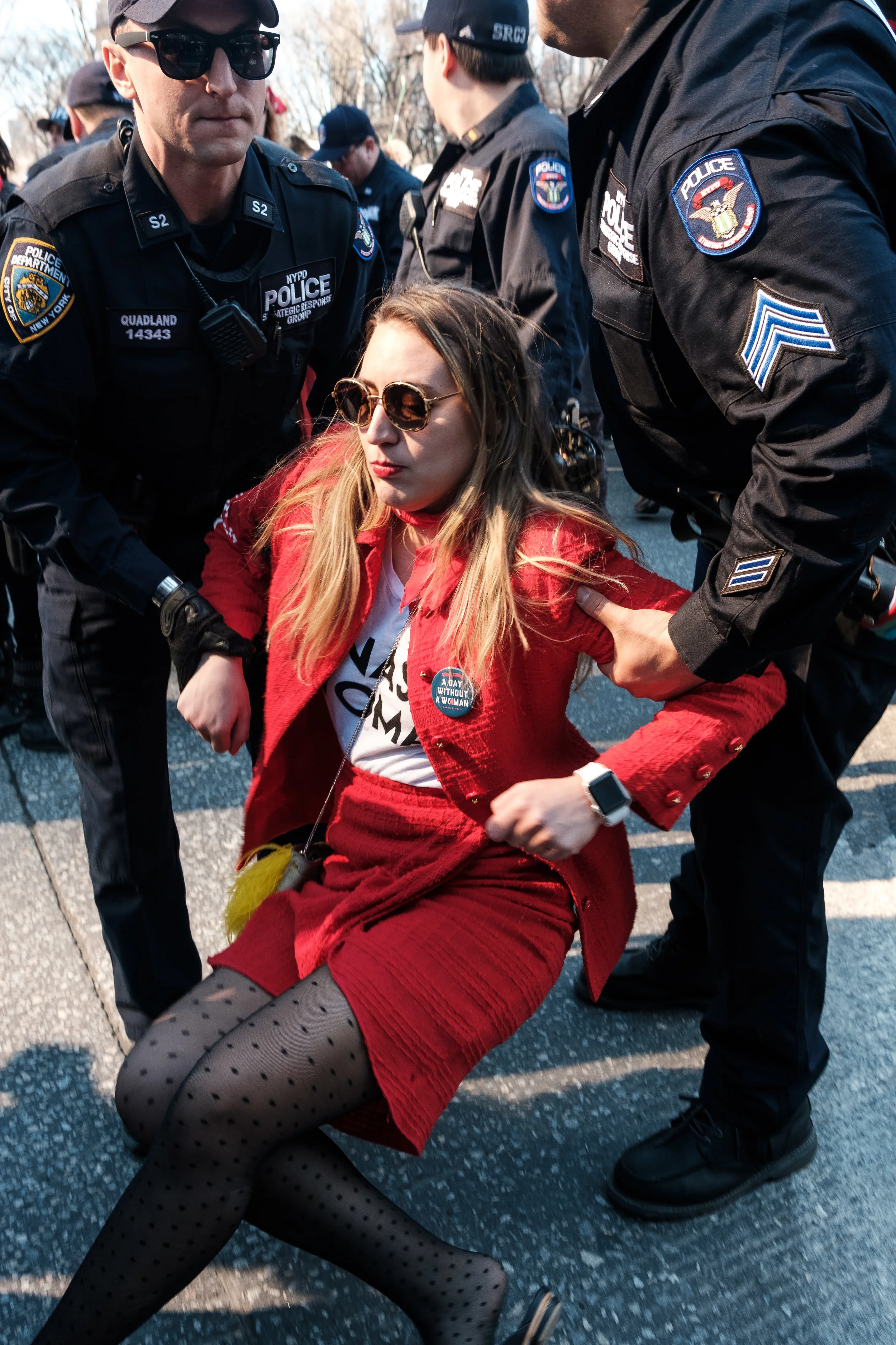 Moments of the arrests.