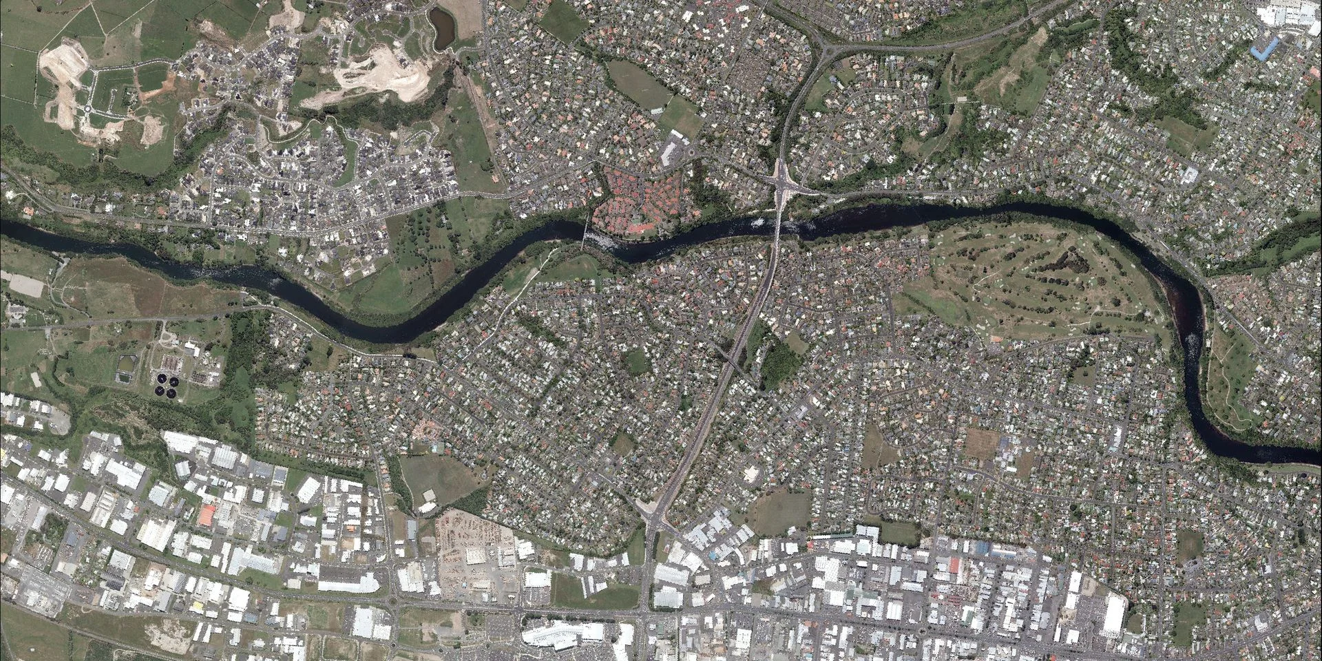 WaikatoRiver.jpg