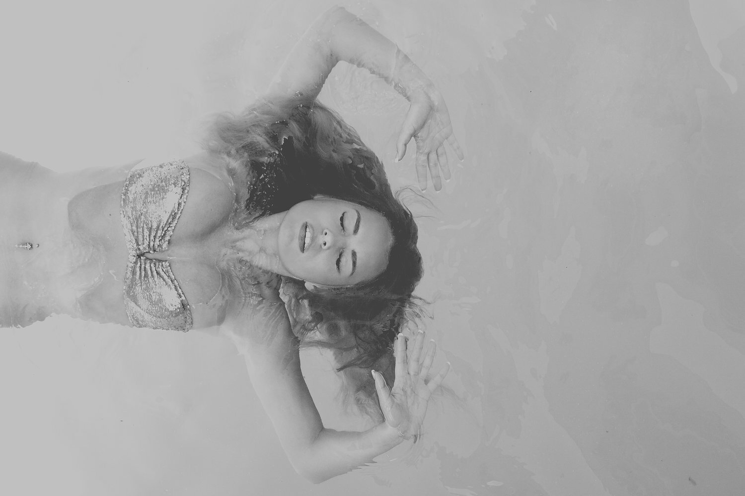 Portrait Cairns Photographer Model Photography Port Douglas Queensland Photoshoot Location Pool Fashion Kewarra Beach036.jpg