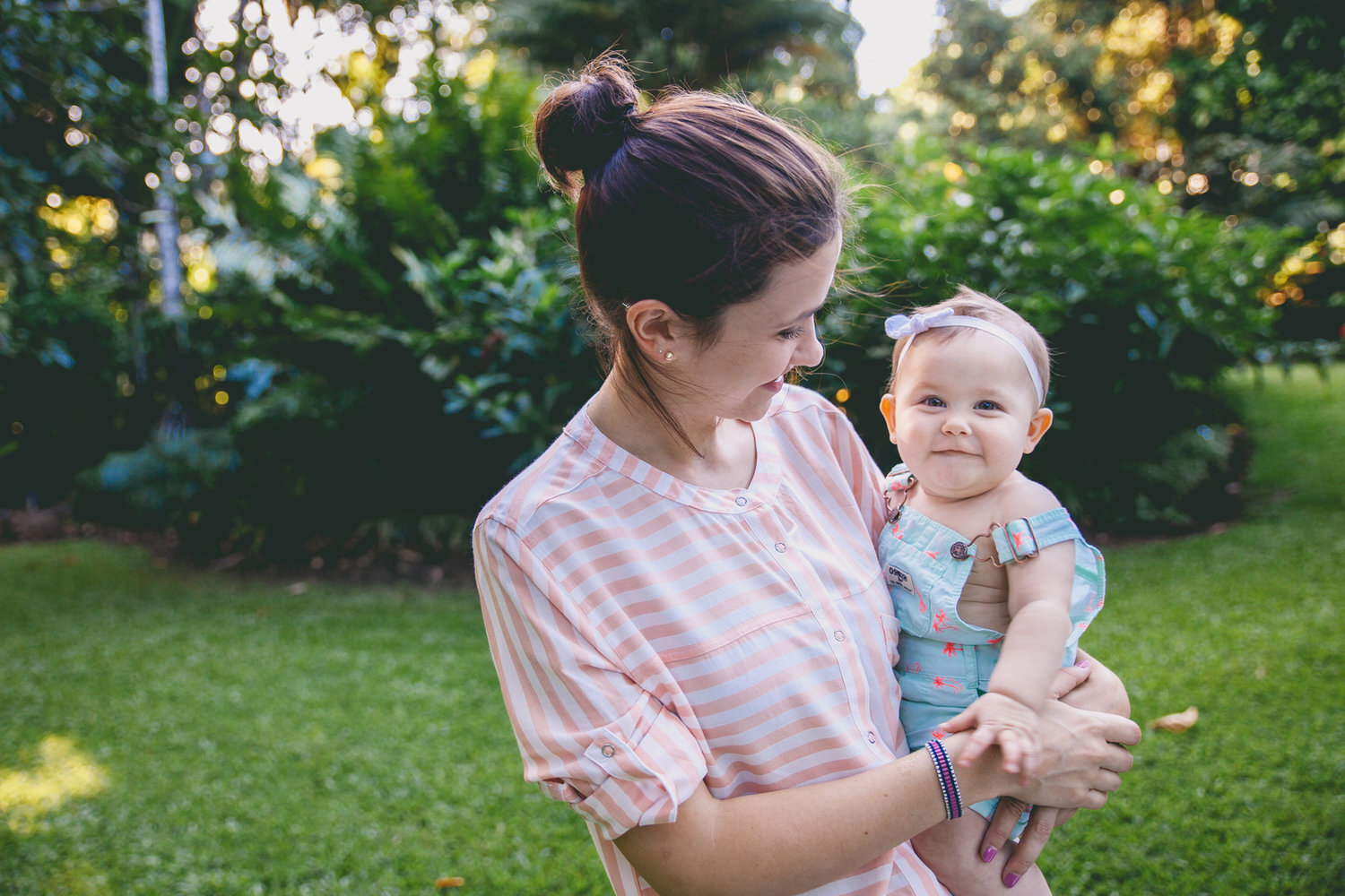 Portrait Cairns Photographer Couple Botanic Gardens Monica Kristin Photography Port Douglas Queensland Photoshoot Family Baby17.jpg