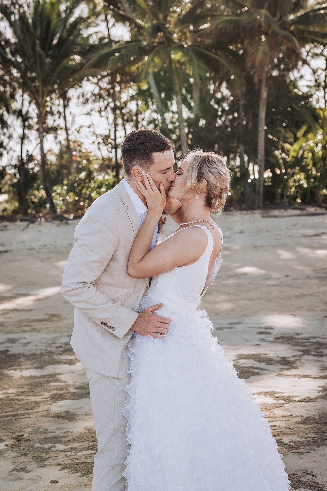 Monica Kristin Photography Mission Beach Wedding Photographer Castaways Resort18.jpg