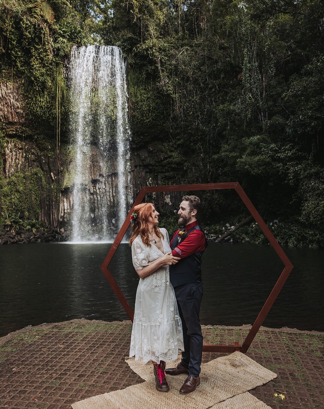 How good is Millaa Millaa Waterfall for an elopement location?!?
.
.
.
Celebrant : @cairnstropicalmarriages 
Wedding Planner : @idodrivethruweddings
