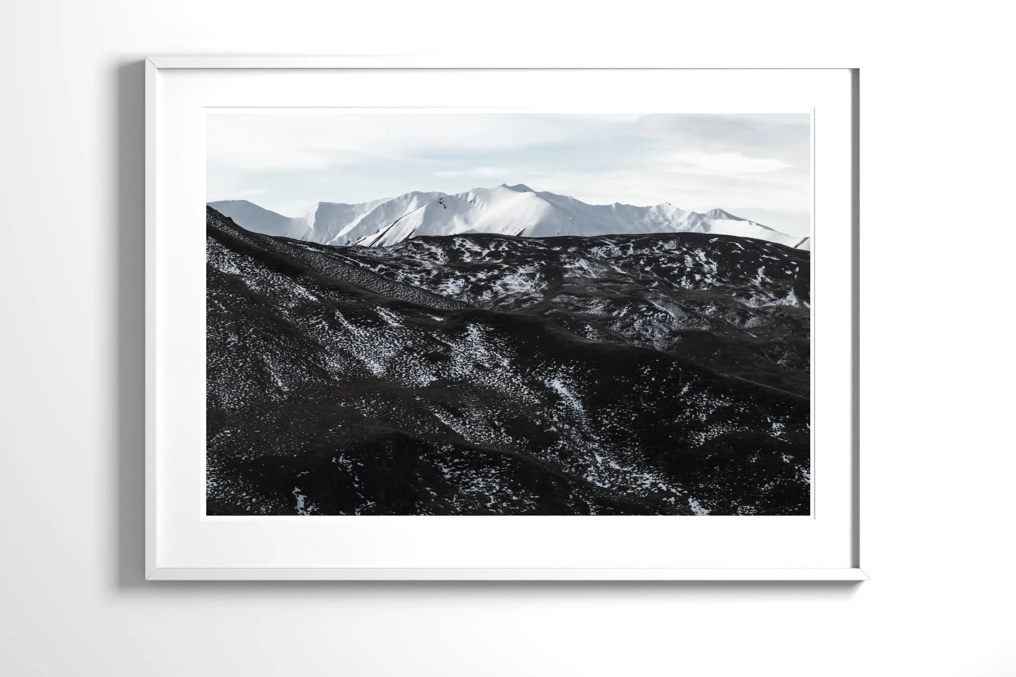 06_FrameLarge_White_3X2.jpg