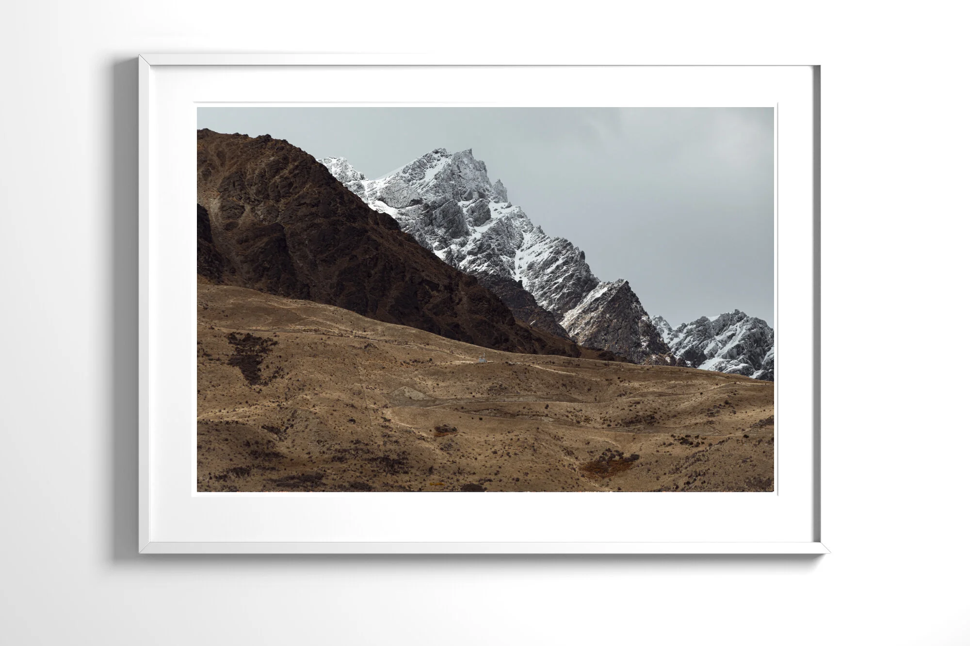 07_FrameLarge_White_3X2.jpg