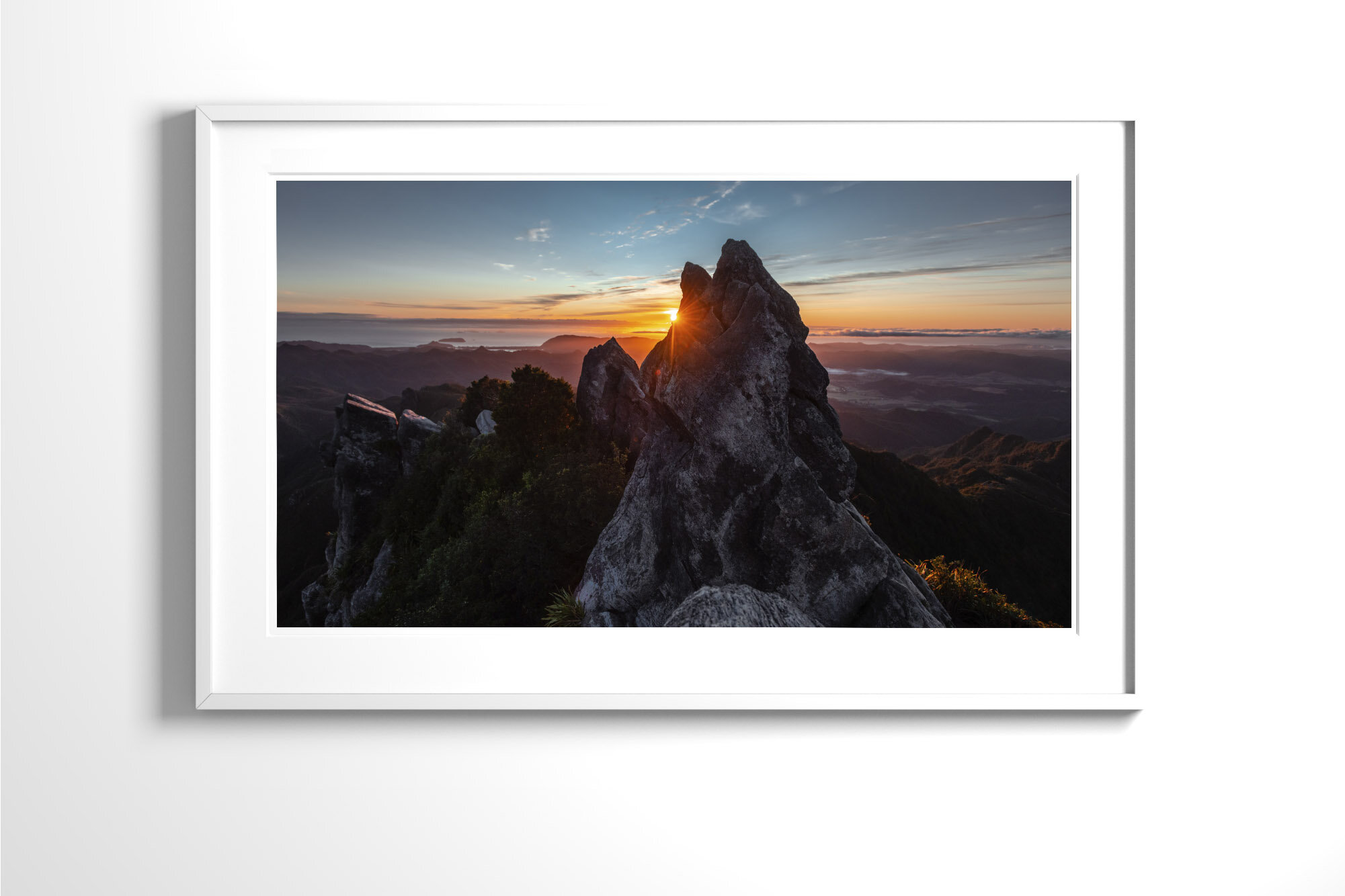 11_Pinnacle_FrameWhiteLarge.jpg