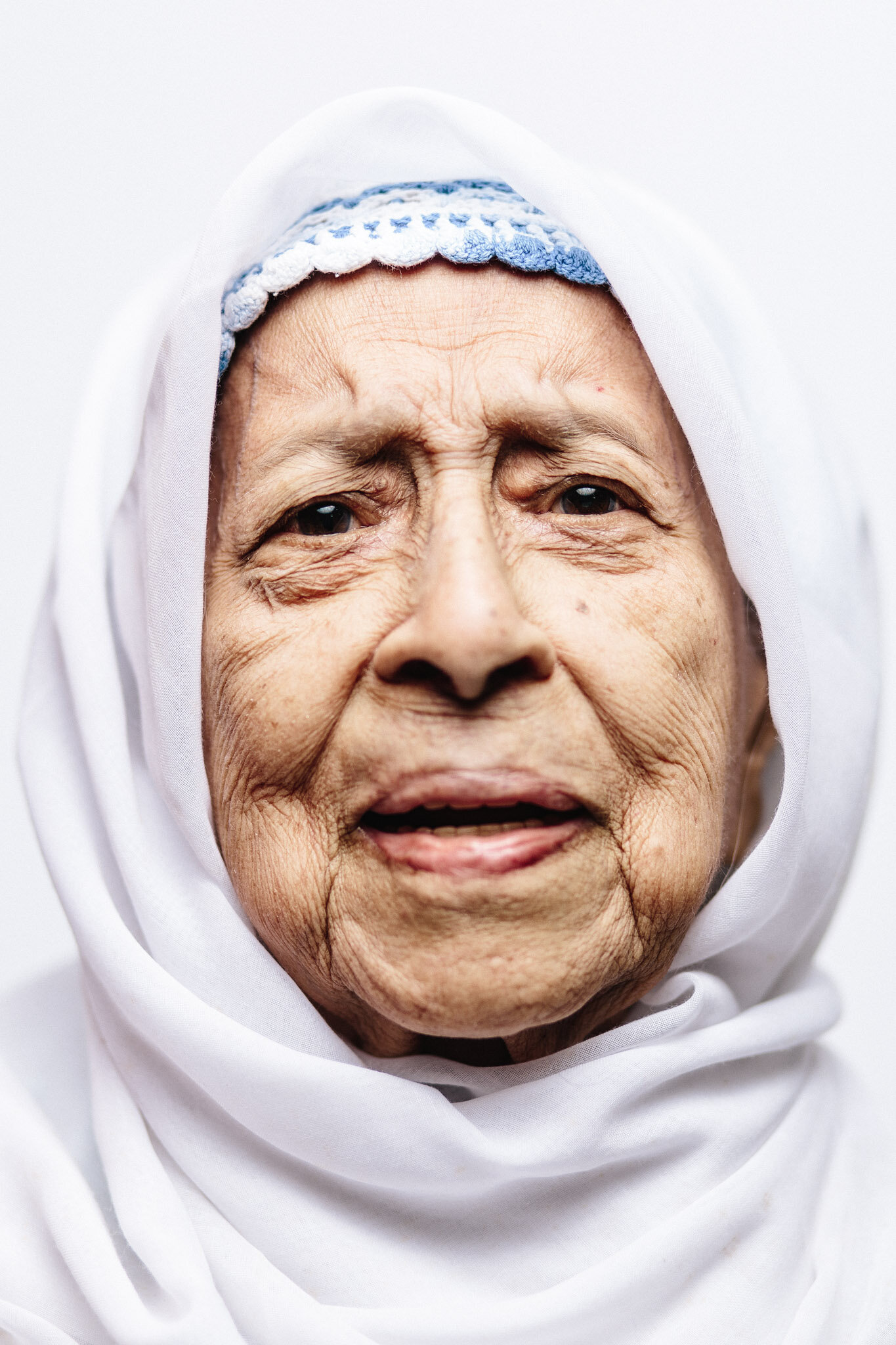 SG100 - Bulkis Yahya