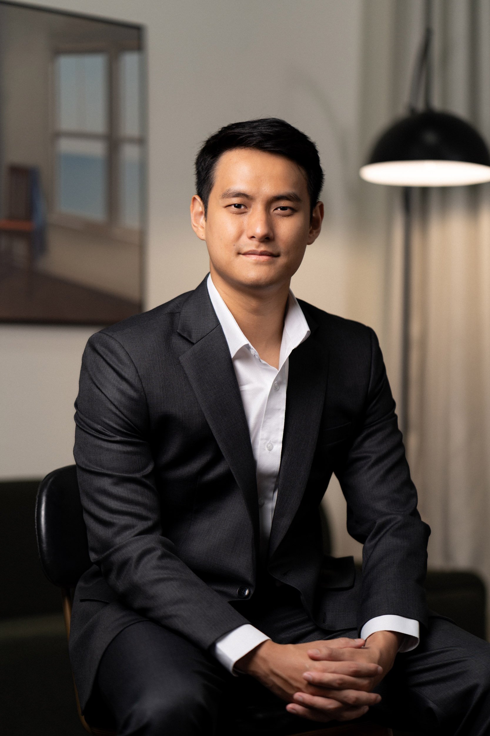 studio-personal-branding-photographer-singapore-portrait-photography-09.jpg