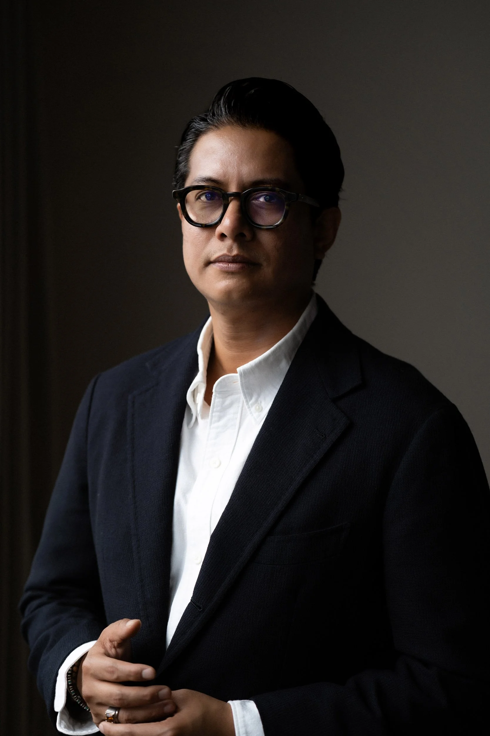 studio-personal-branding-photographer-singapore-portrait-photography-14.jpg