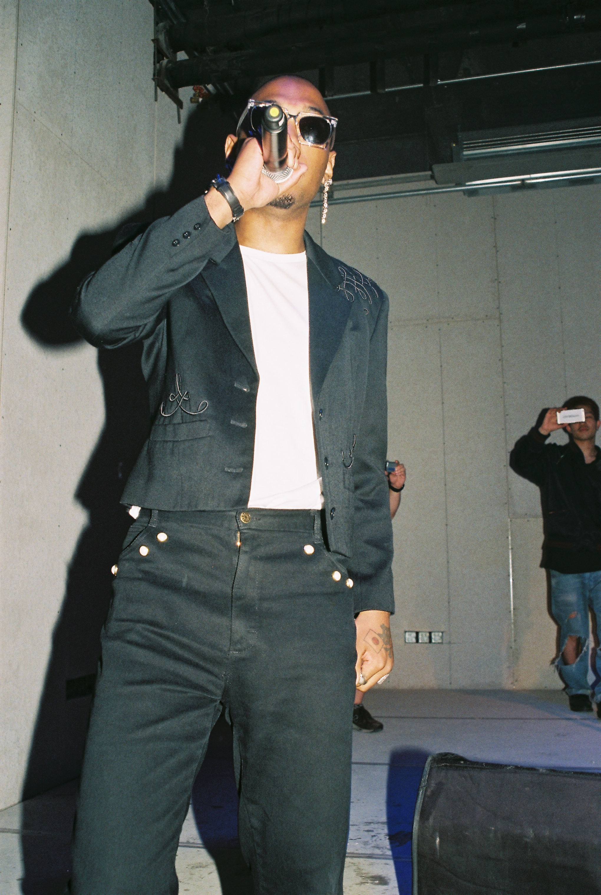 09.jpg