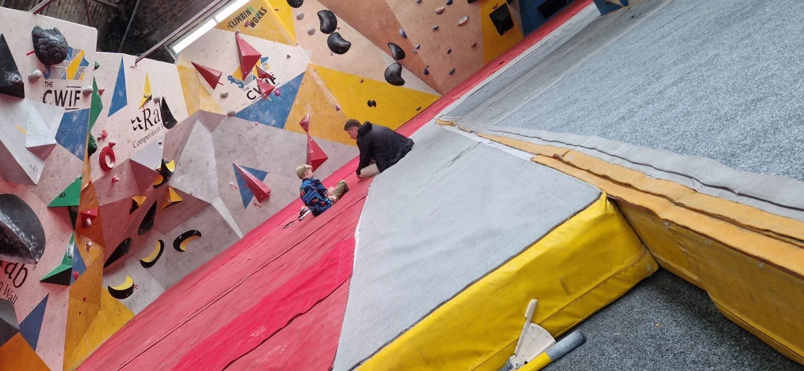 THE POWER OF COACH-ATHLETE RELATIONSHIPS: BUILDING TRUST, COMMITMENT, AND SUCCESS