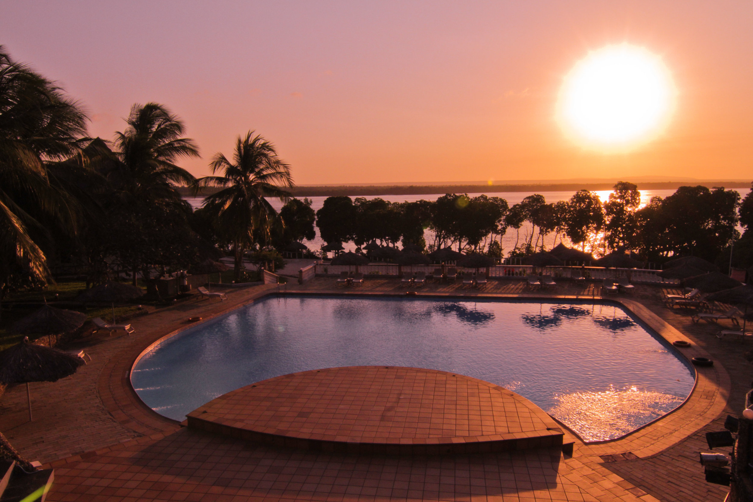 Sunset-Pool-7913.jpg