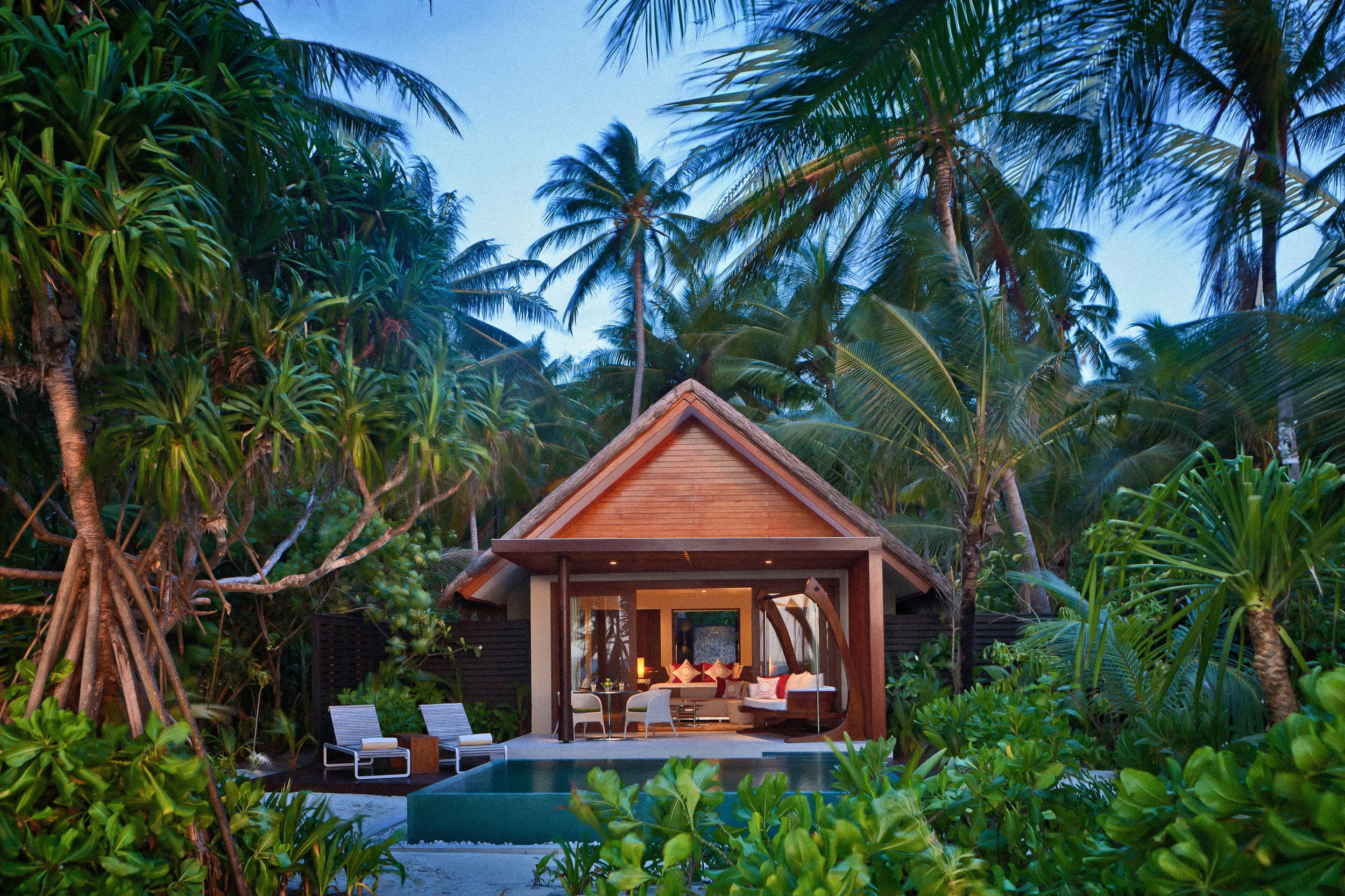 Beach Pool Villa_01.jpg