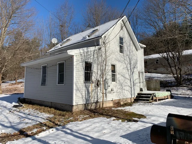 18 upper knight st, keene.jpg