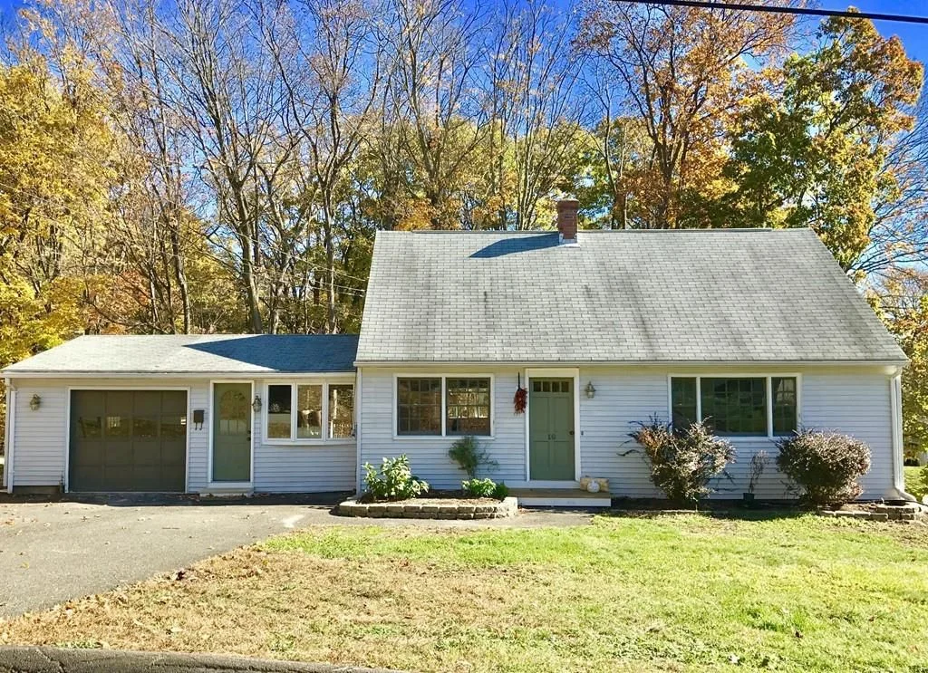 16 Brenan Street Holyoke Ma 01040 Landmark Auction Co Llc