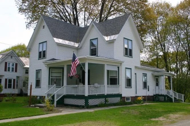 121 summer st, springfield, vt.jpg