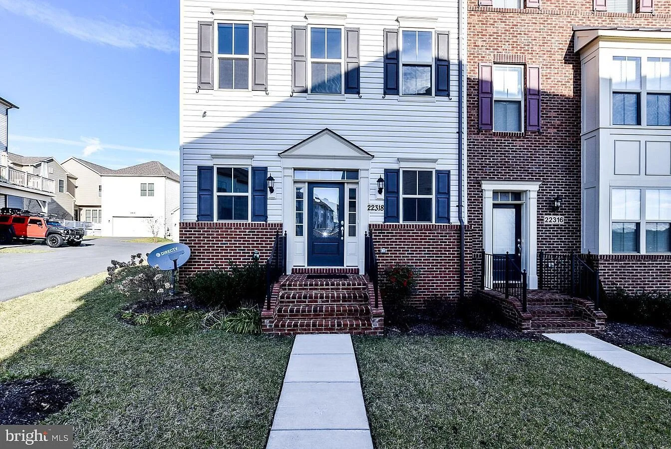 22318 sweet pepperbush ally, clarksburg, md.jpg