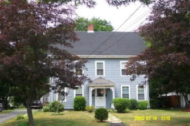 1064 bedford, abington.jpg