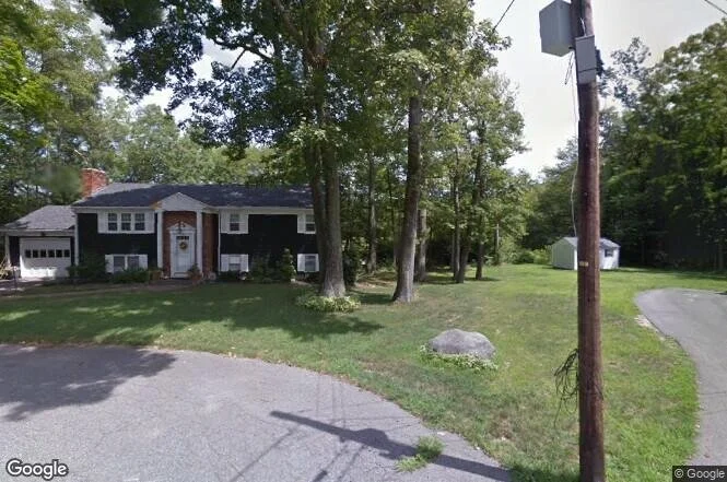 26 metcalf circle, north attleboro.jpg