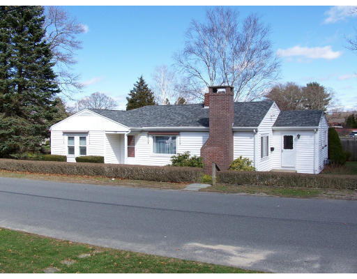 122 james st, acushnet.jpeg