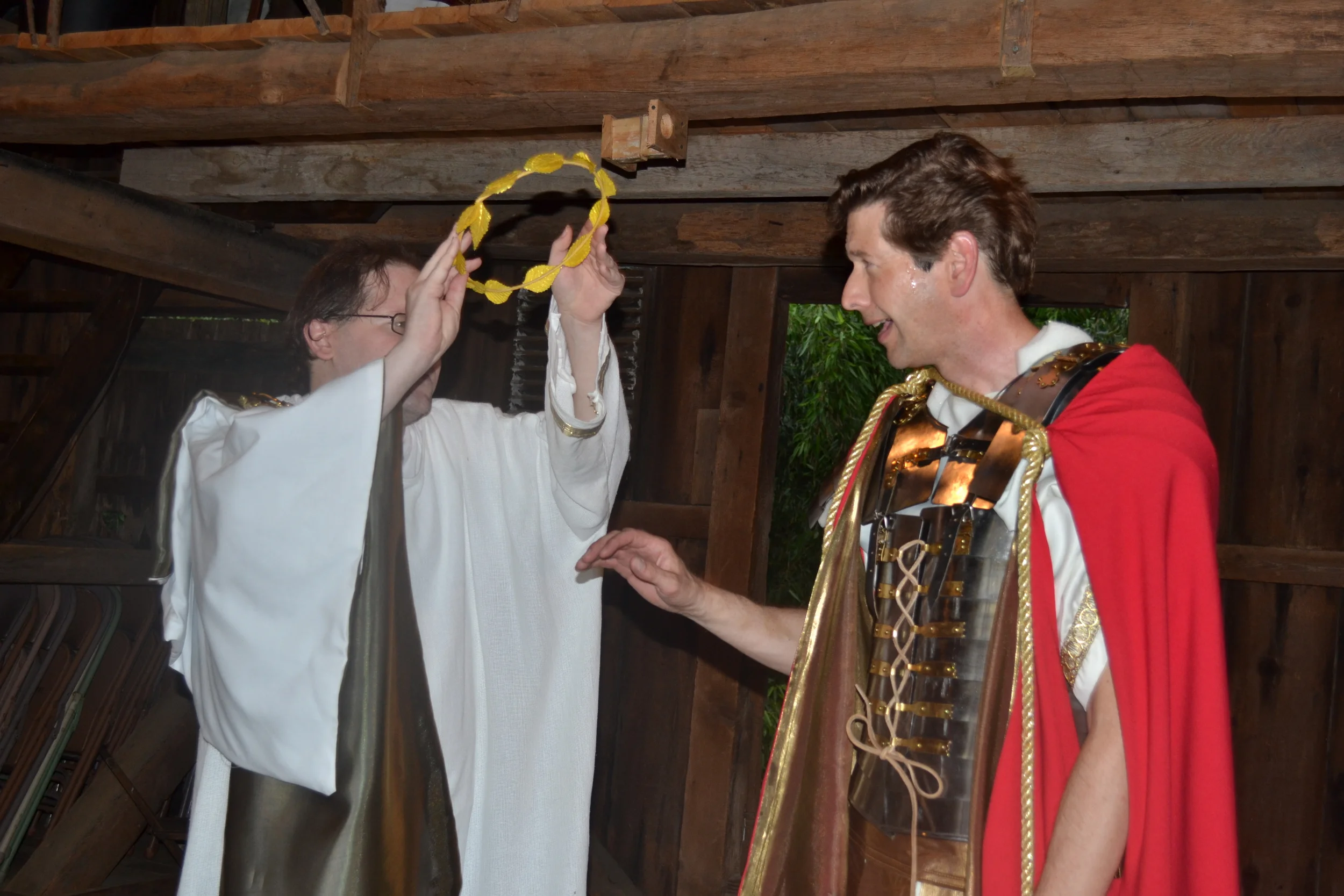 TITUS REJECTS CROWN.JPG