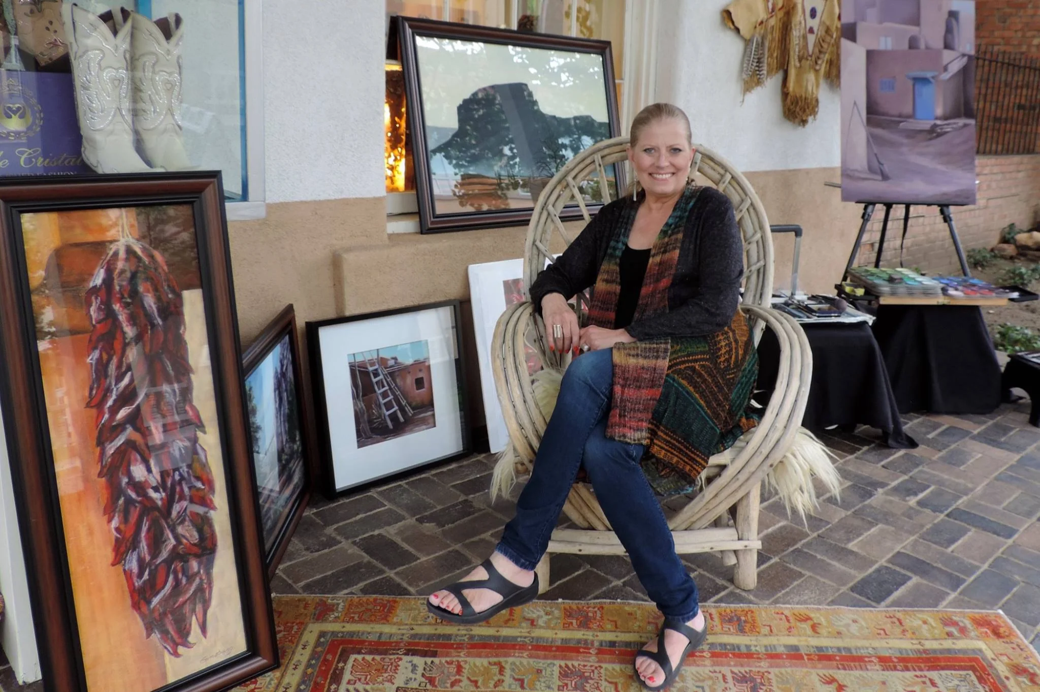 Cheri Ginsburg taking a break from demonstrating "pastel painting", at the Santa Fe Gallery, Santa Fe, New Mexico.