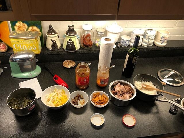 Rice bowl night .
Rice, collards, celery, tofu, pork chops , pickled turnips and carrots, spicy chili  crisp ( chili crack ) , Kimchi.
Will be ready for that install tomorrow for @scheffyconstruction