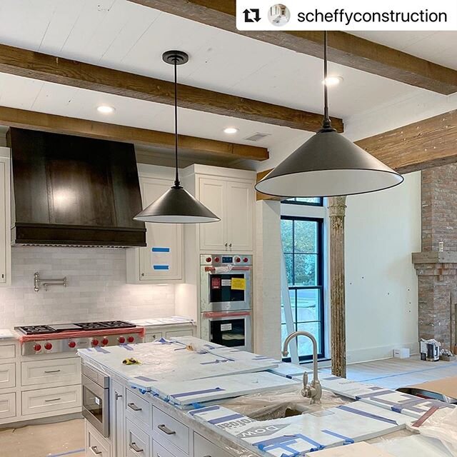 #Repost @scheffyconstruction

Blackened hot rolled steel vent hood installed in its final spot. Really looks good with the grey in the kitchen. Thanks to the architect and interior designer listed below for working with me on this design.

A few of o