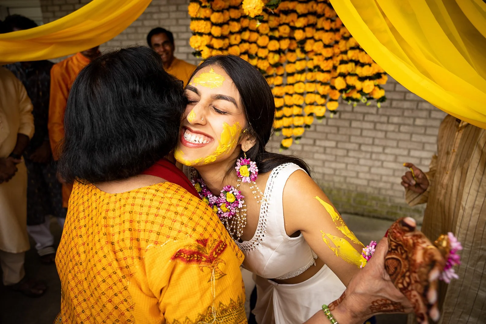 Haldi+South+Asian+Indian+Wedding+Ceremony+Adam+Michaels+Photography+Pittsburgh+Wedding+Photography-22.jpg