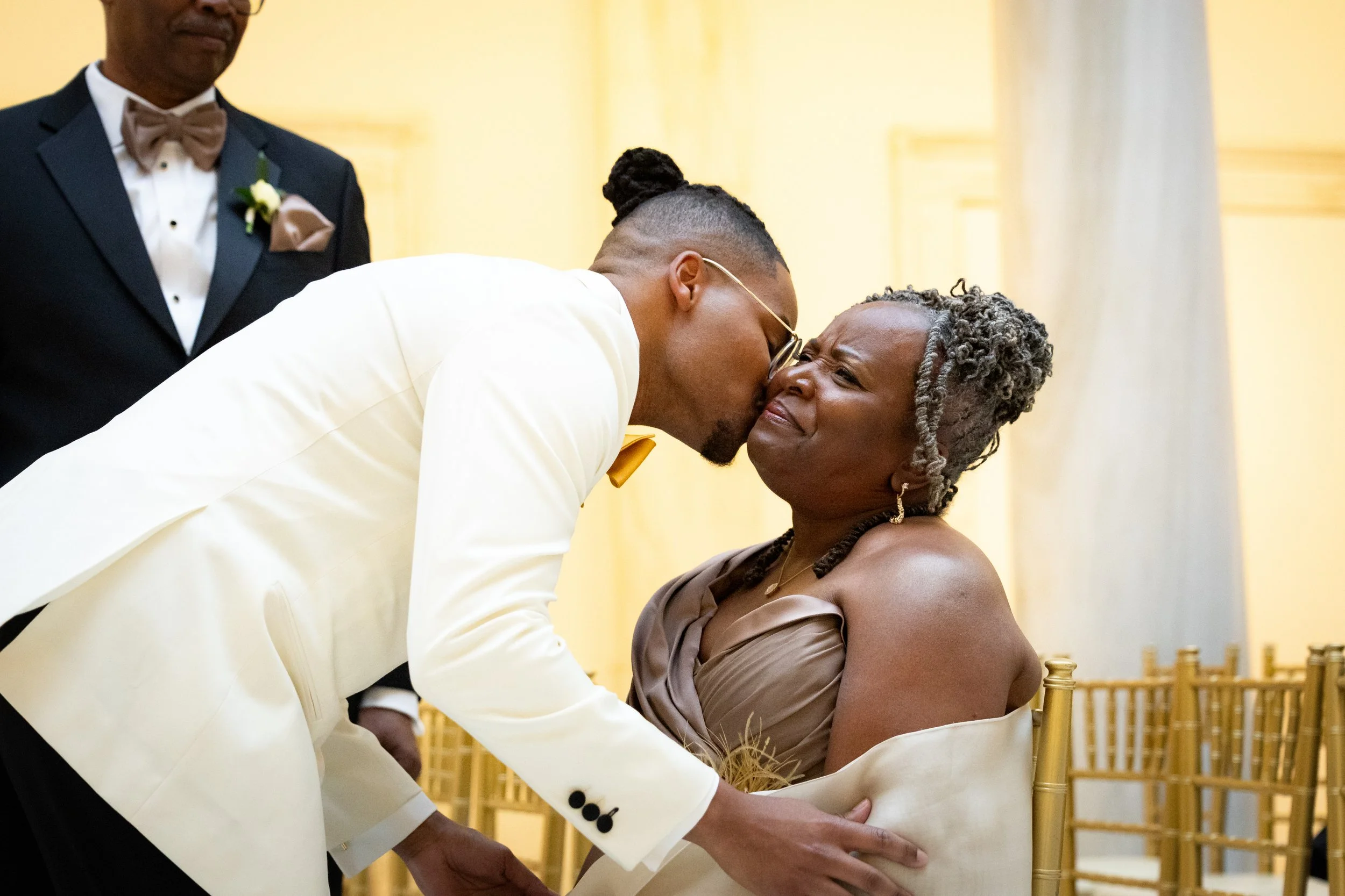 Hall of Sculpture Ceremony Wedding Pictures-51.jpg