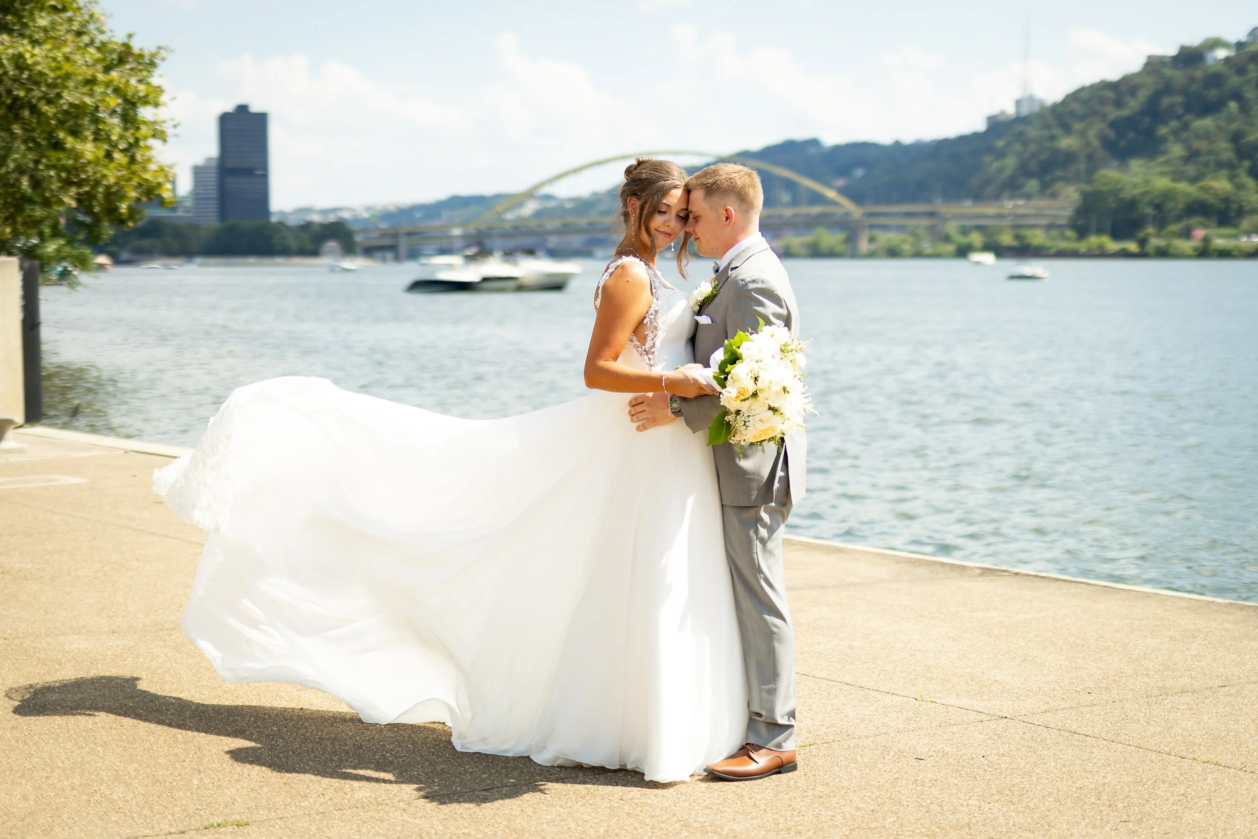 Rivers+Casino+Landing+Hotel+Pittsburgh+Wedding+Photography+Adam+Michaels+Photography-90.jpg