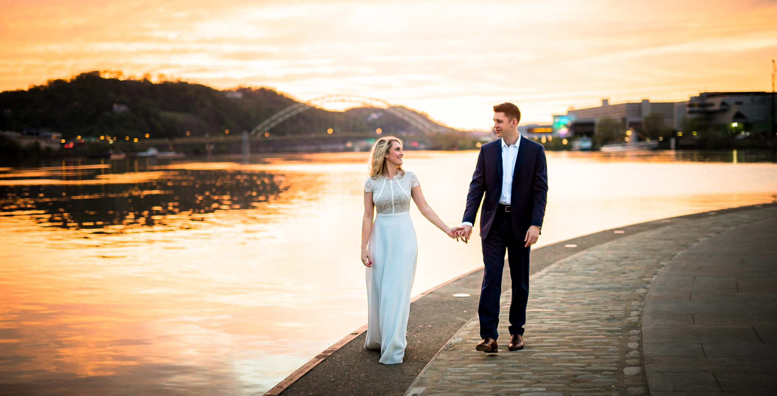 Pittsburgh Engagement Pictures-1.jpg