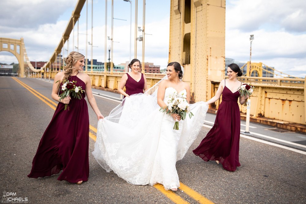 Pittsburgh Clemente Bridge Wedding Bridal Portraits _2599.jpg