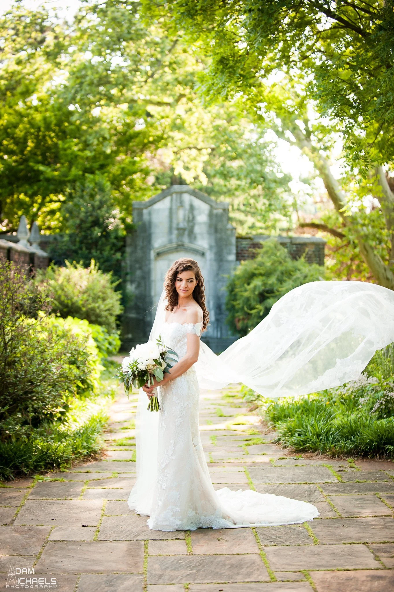 Mellon Park Walled Garden Spring Wedding-65.jpg