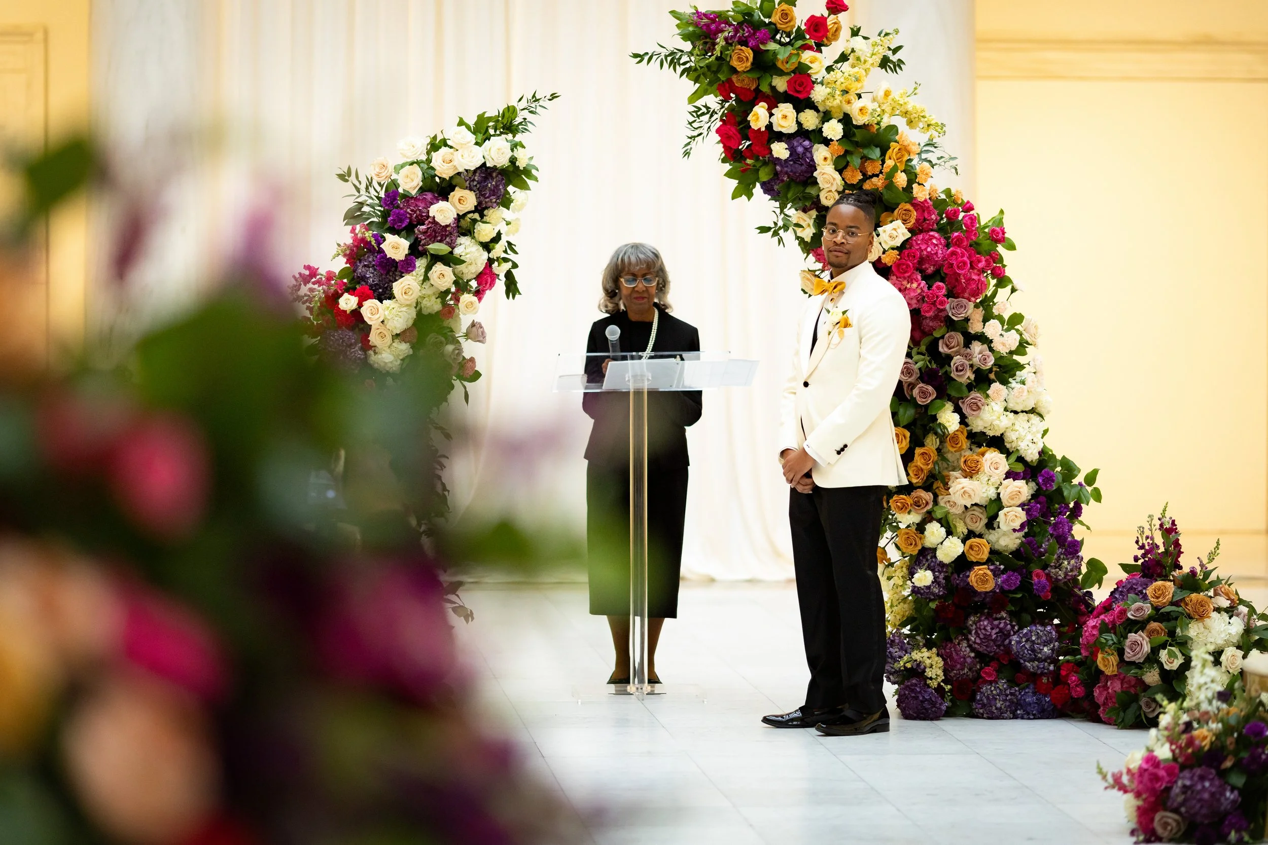 Hall of Sculpture Ceremony Wedding Pictures-50.jpg