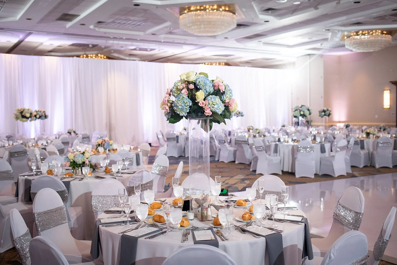 Sheraton+Station+Square+Adam+Michaels+Photography+Pittsburgh+Wedding+Photography-1.jpg