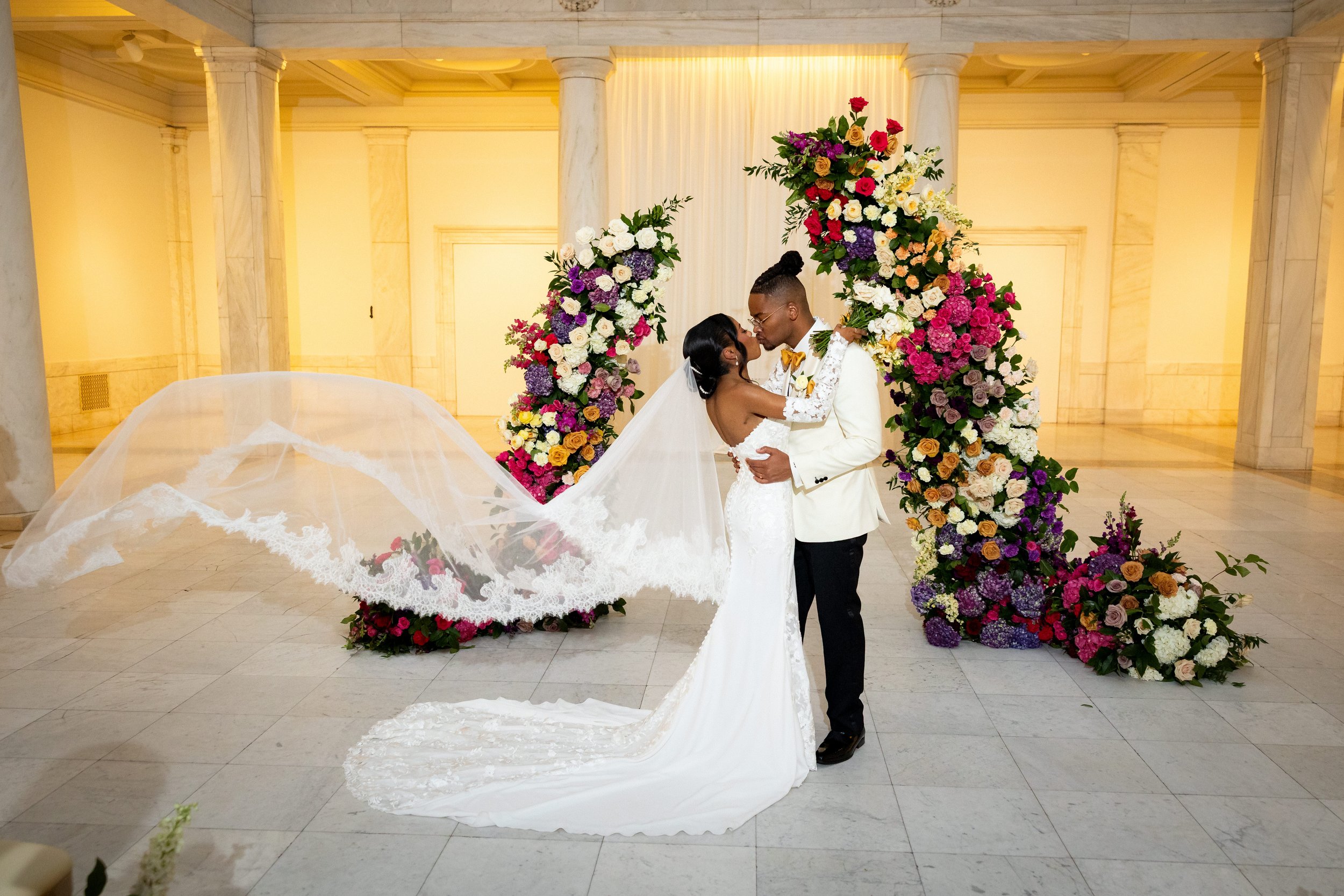 Hall of Sculpture Ceremony Wedding Pictures-83.jpg