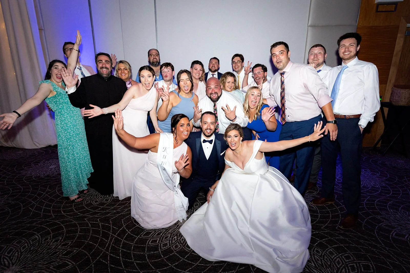 Hyatt+Regency+Pittsburgh+International+Airport+Wedding+Adam+Michaels+Photography+Pittsburgh+Wedding+Photography-52.jpg