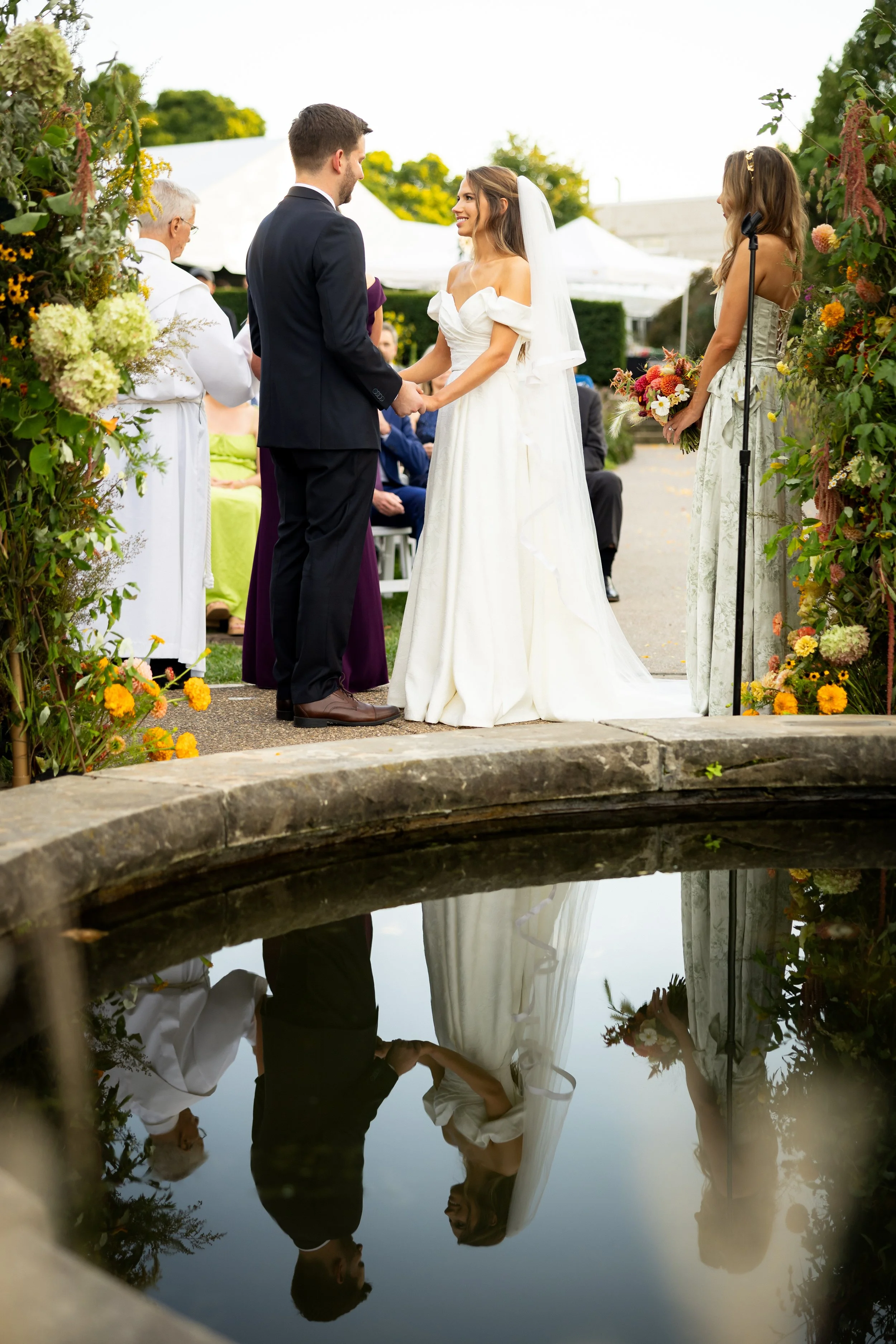 Phipps+Conservatory+Outdoor+Garden+Pittsburgh+Wedding+Photography+Adam+Michaels+Photography-27.jpg