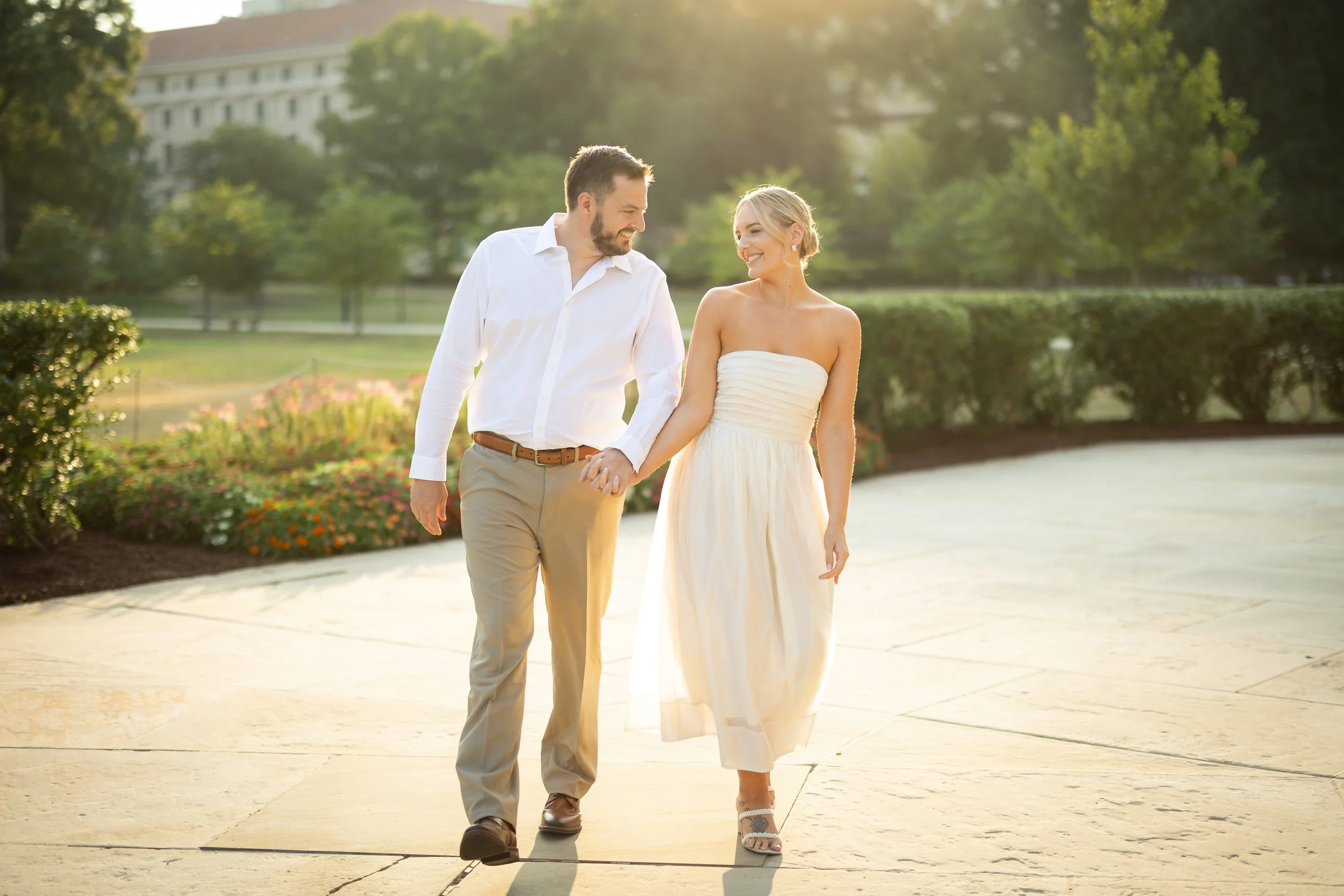 Cathedral of Learning Engagement Pictures-13.jpg