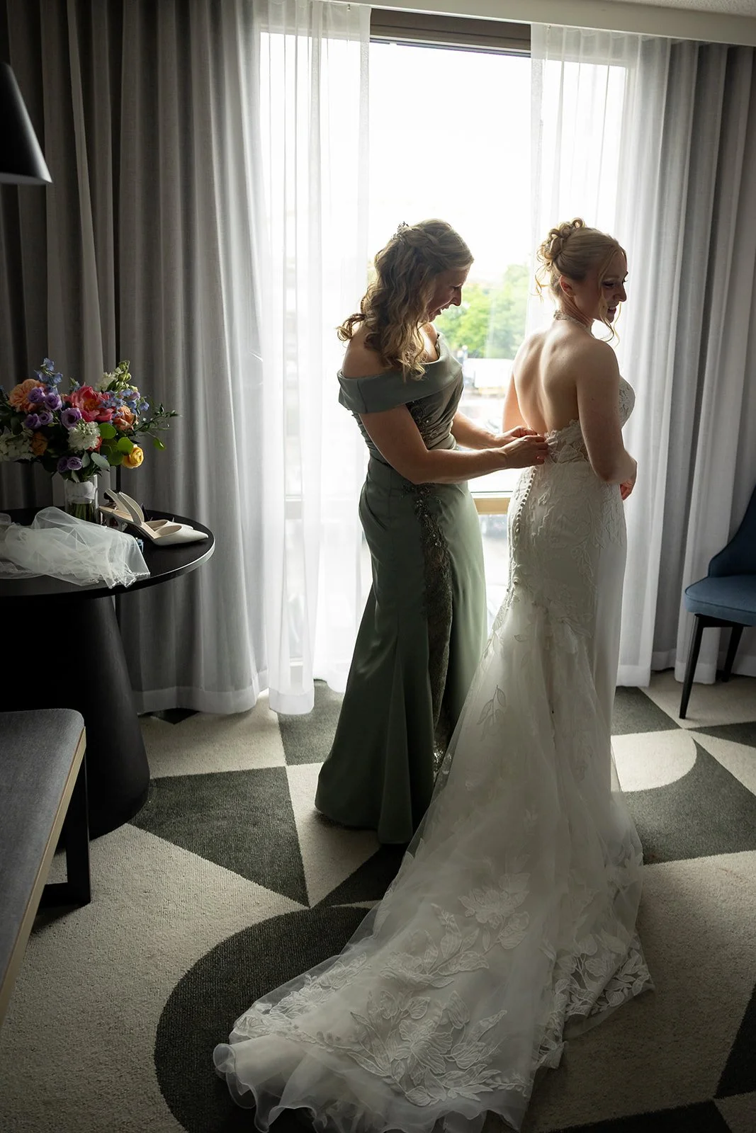 Sheraton+Station+Square+Adam+Michaels+Photography+Pittsburgh+Wedding+Photography-22.jpg