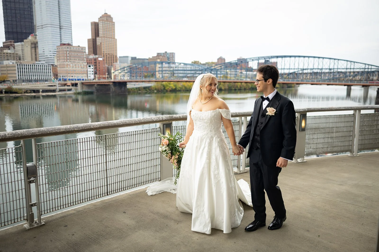Sheraton+Station+Square+Adam+Michaels+Photography+Pittsburgh+Wedding+Photography-20.jpg