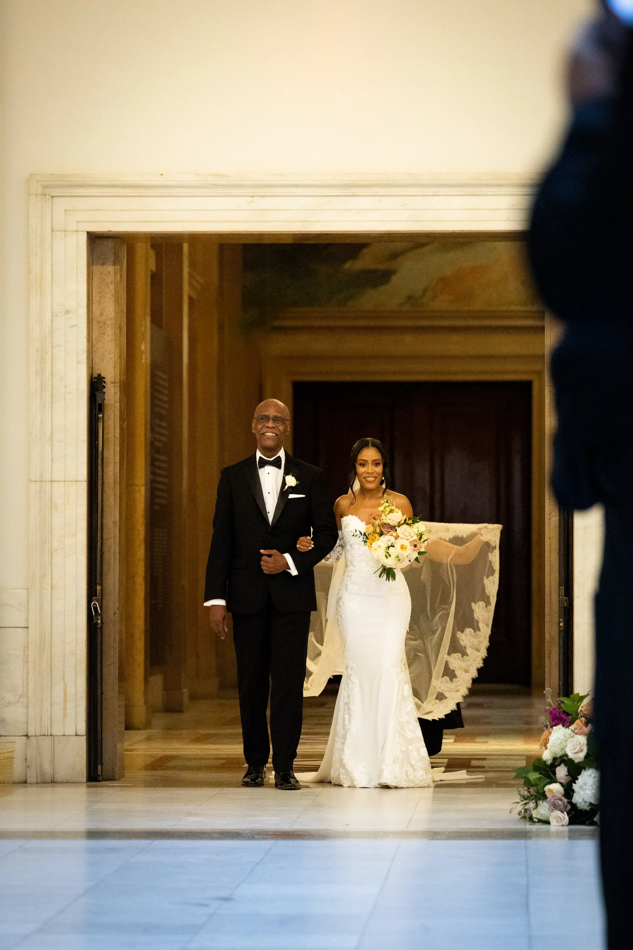 Hall of Sculpture Ceremony Wedding Pictures-56.jpg