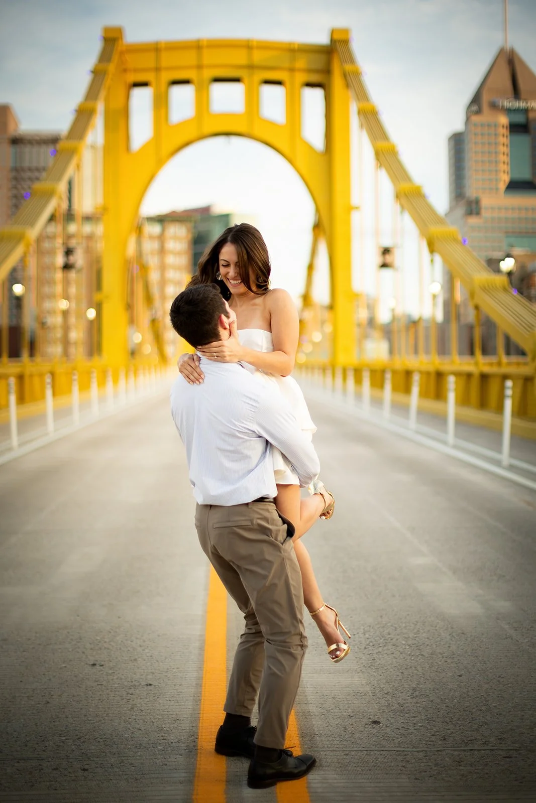 North+Shore+Roberto+Clemente+Bridge+Pittsburgh+Engagement+Photography+Adam+Michaels+Photography-33.jpg