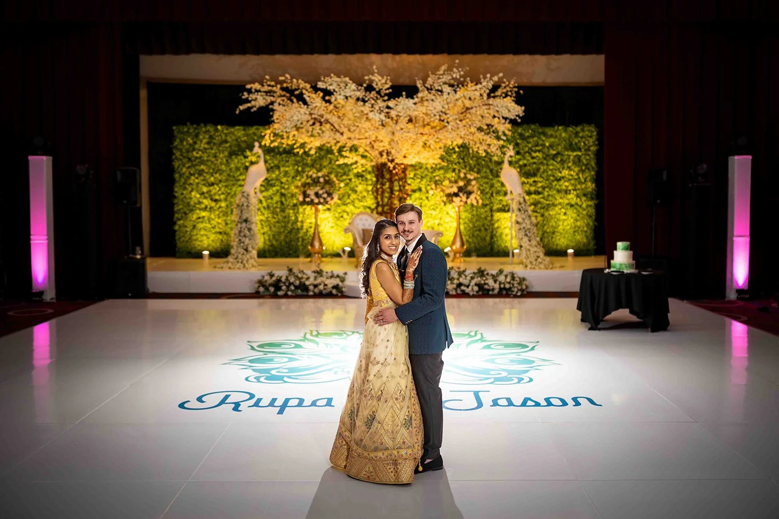 South+Asian+Indian+Wedding+Reception+Adam+Michaels+Photography+Pittsburgh+Wedding+Photography-15.jpg