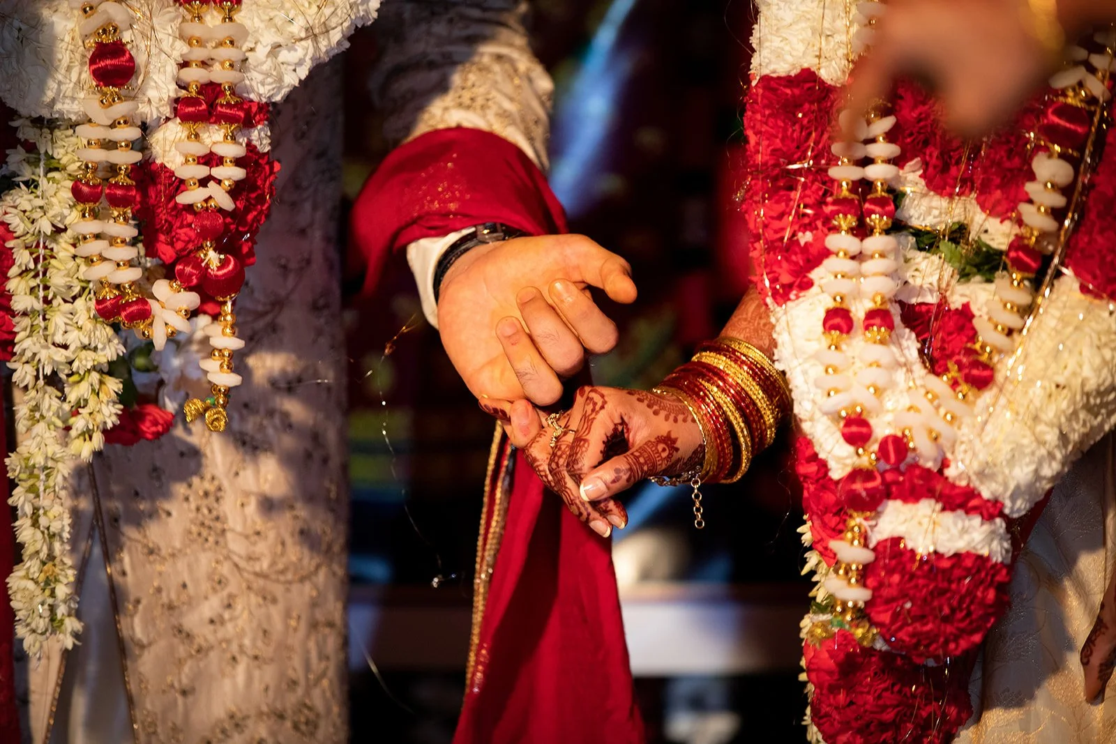 South+Asian+Indian+Wedding+Ceremony+Varmal+Saptapadi+Jaimala+Adam+Michaels+Photography+Pittsburgh+Wedding+Photography-44.jpg