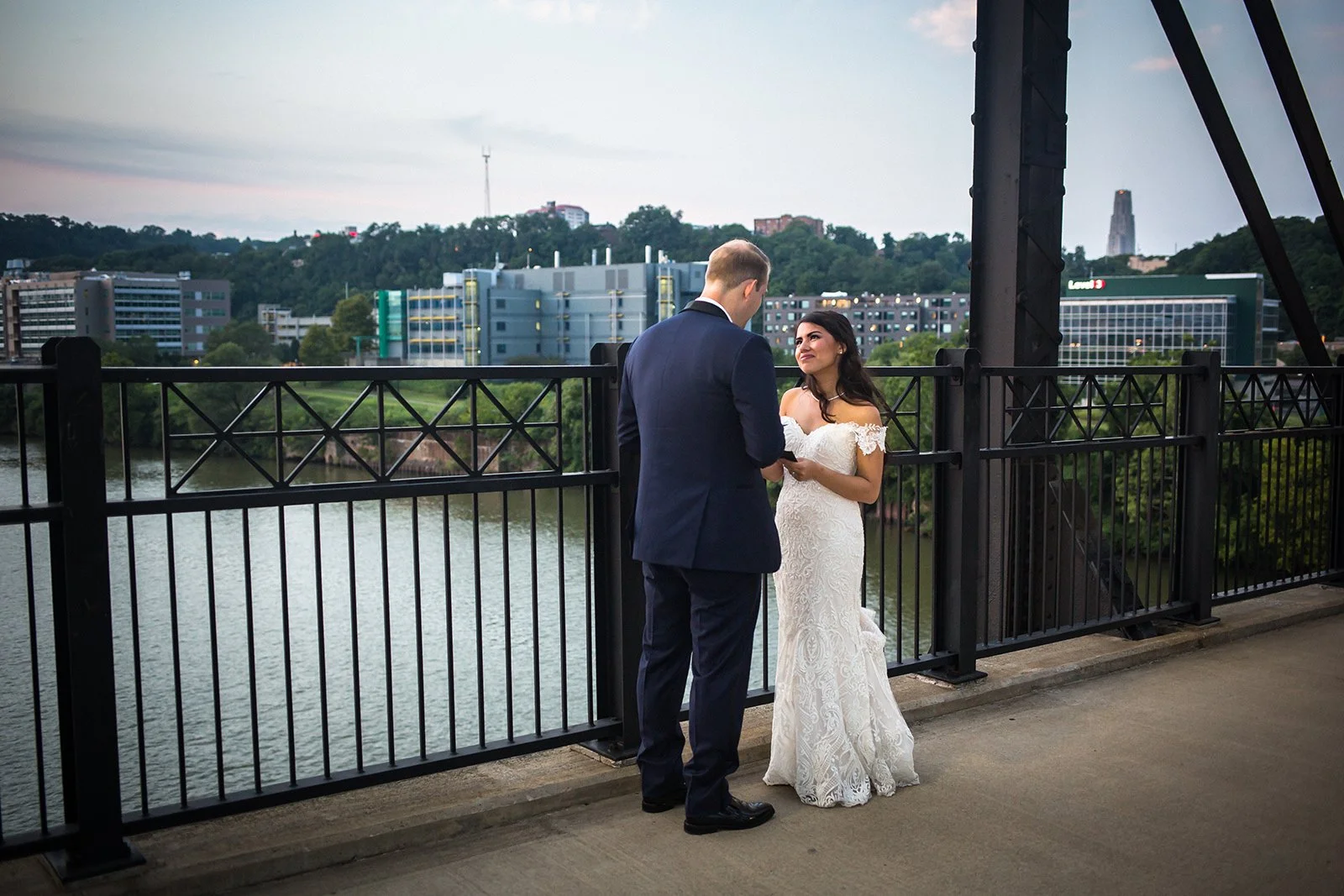 Hyatt+House+Pittsburgh+South+Side+Wedding+Adam+Michaels+Photography+Pittsburgh+Wedding+Photography-35.jpg