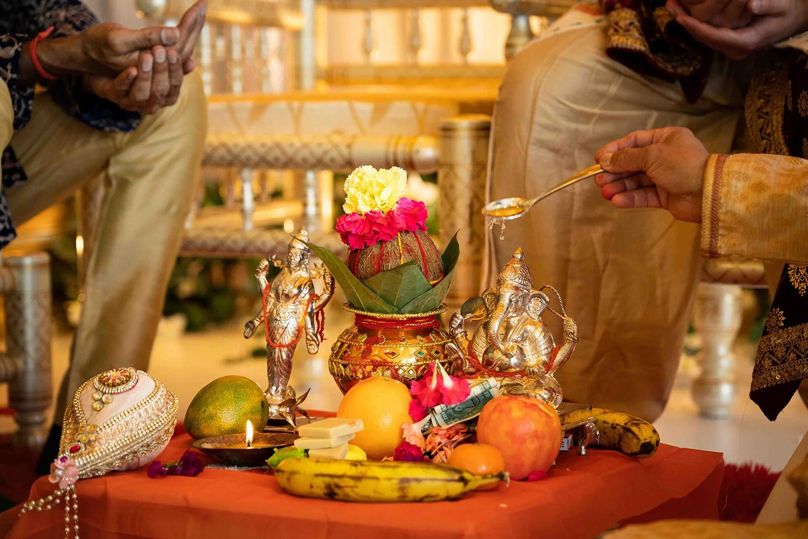 South+Asian+Indian+Wedding+Ceremony+Varmal+Saptapadi+Jaimala+Adam+Michaels+Photography+Pittsburgh+Wedding+Photography-74.jpg