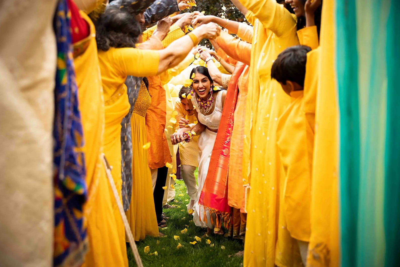 Haldi+South+Asian+Indian+Wedding+Ceremony+Adam+Michaels+Photography+Pittsburgh+Wedding+Photography-11.jpg