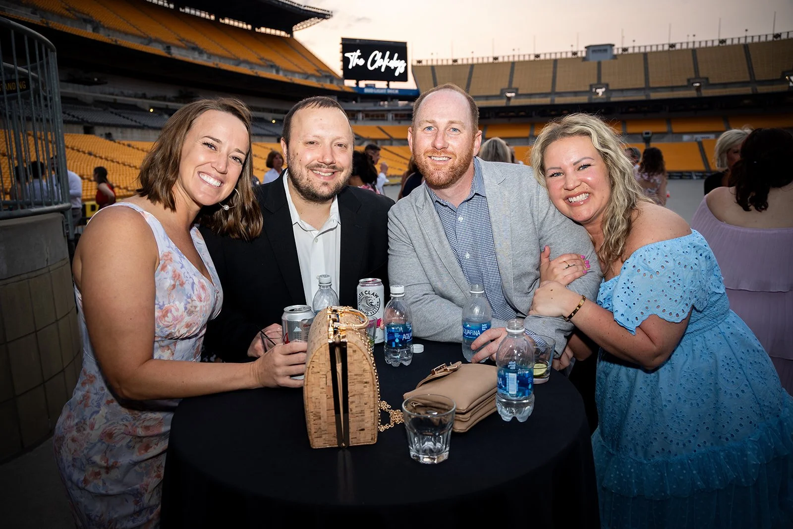 Acrisure+Stadium+Heinz+Field+Wedding+Photography+Adam+Michaels+Photography+Pittsburgh+Wedding+Photography-90.jpg